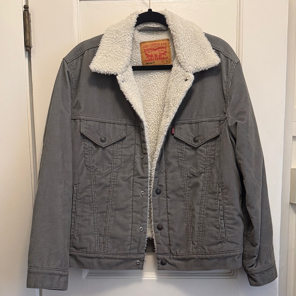 Levi's Gray Jacket with Cream Sherpa Lining, Vintage Fit